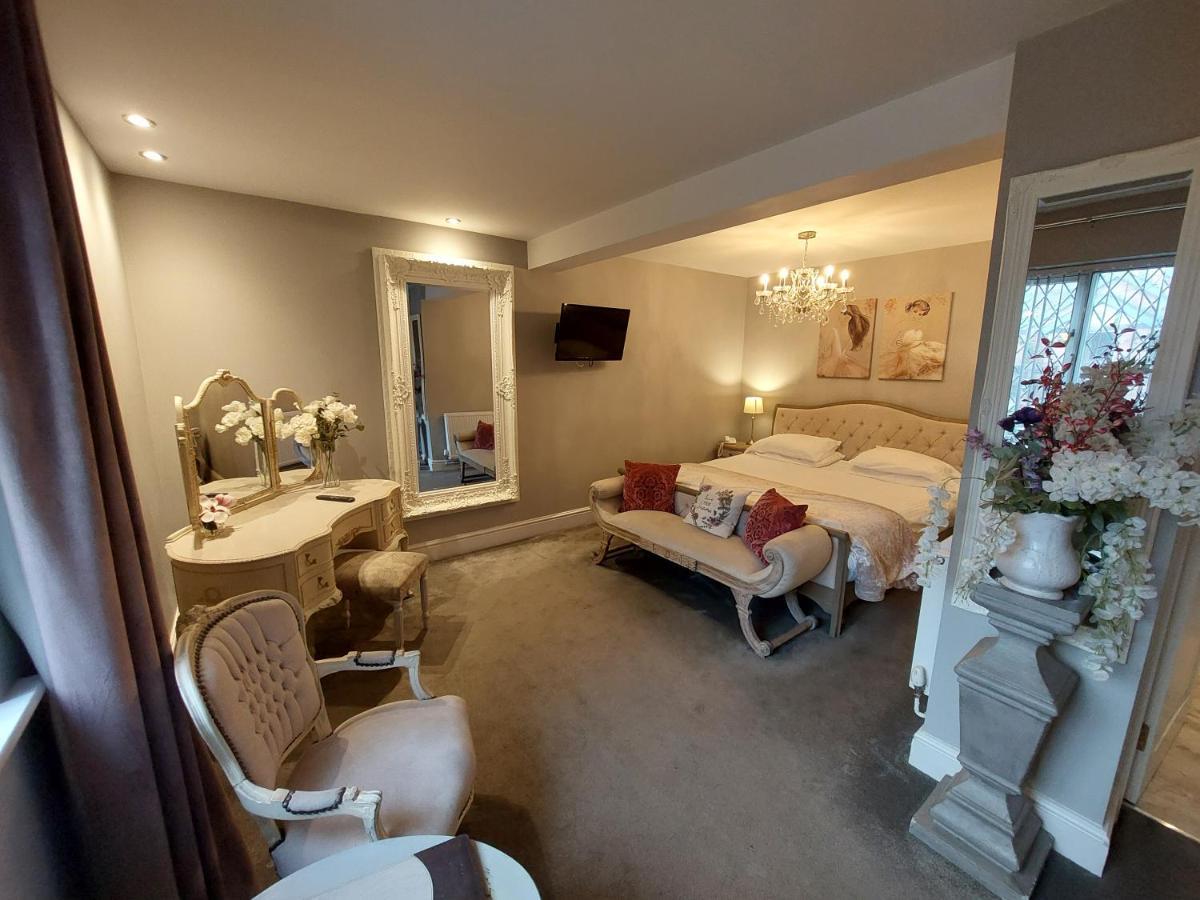 The Plough Inn & Restaurant Congleton Dış mekan fotoğraf